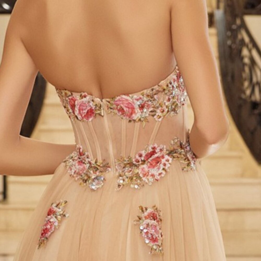 New Champagne Floral Lace Embellished A-Line Prom Gown w/ Corset Bodice NX Y1803 - Picture 9 of 10